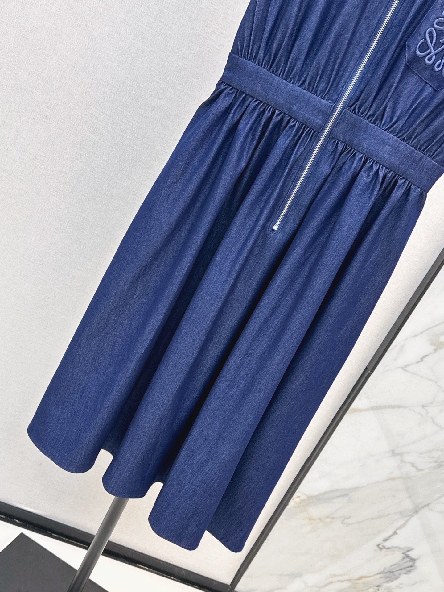 Loe 25ss denim dress