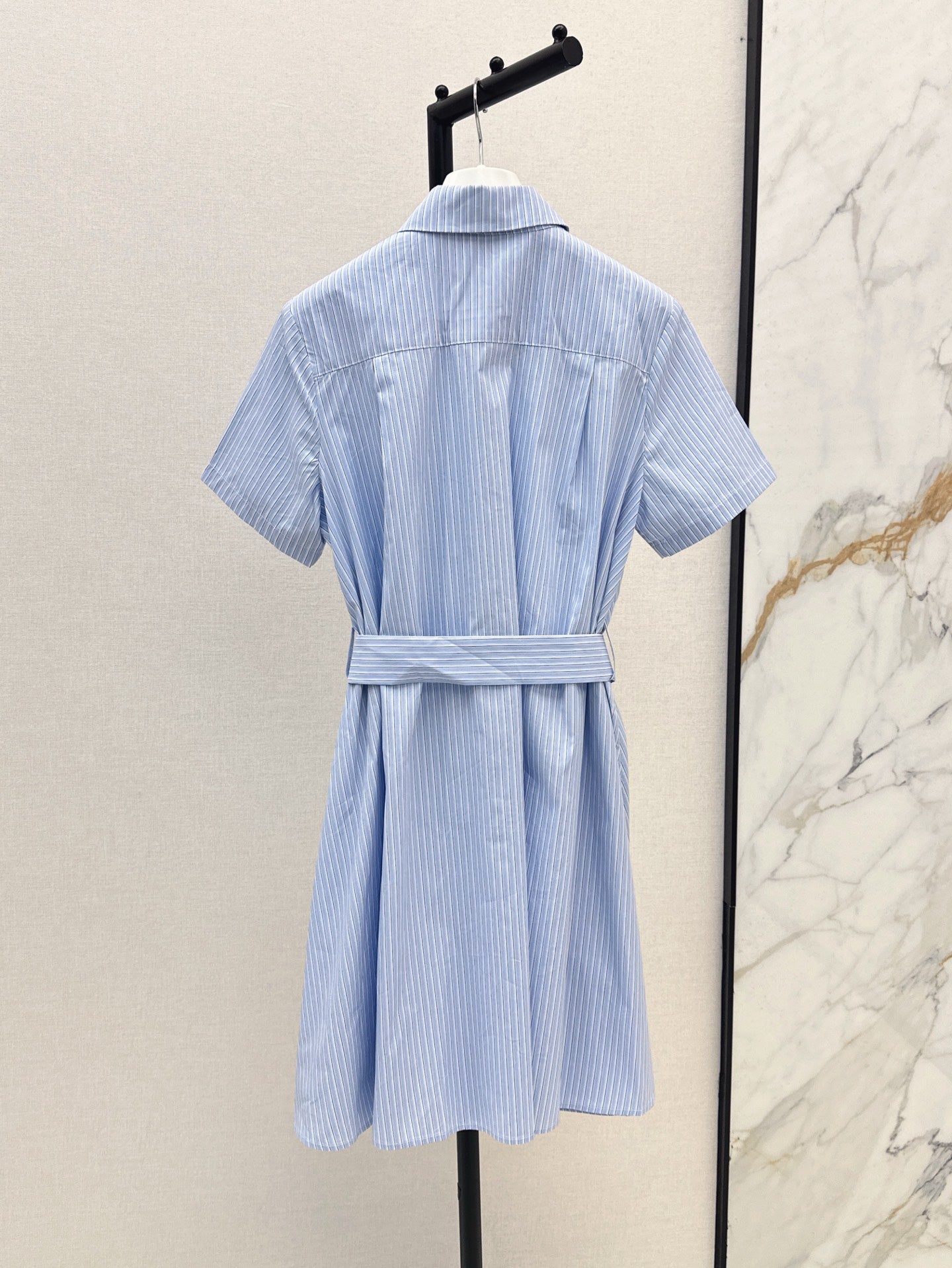 Loe 25ss shirt dress