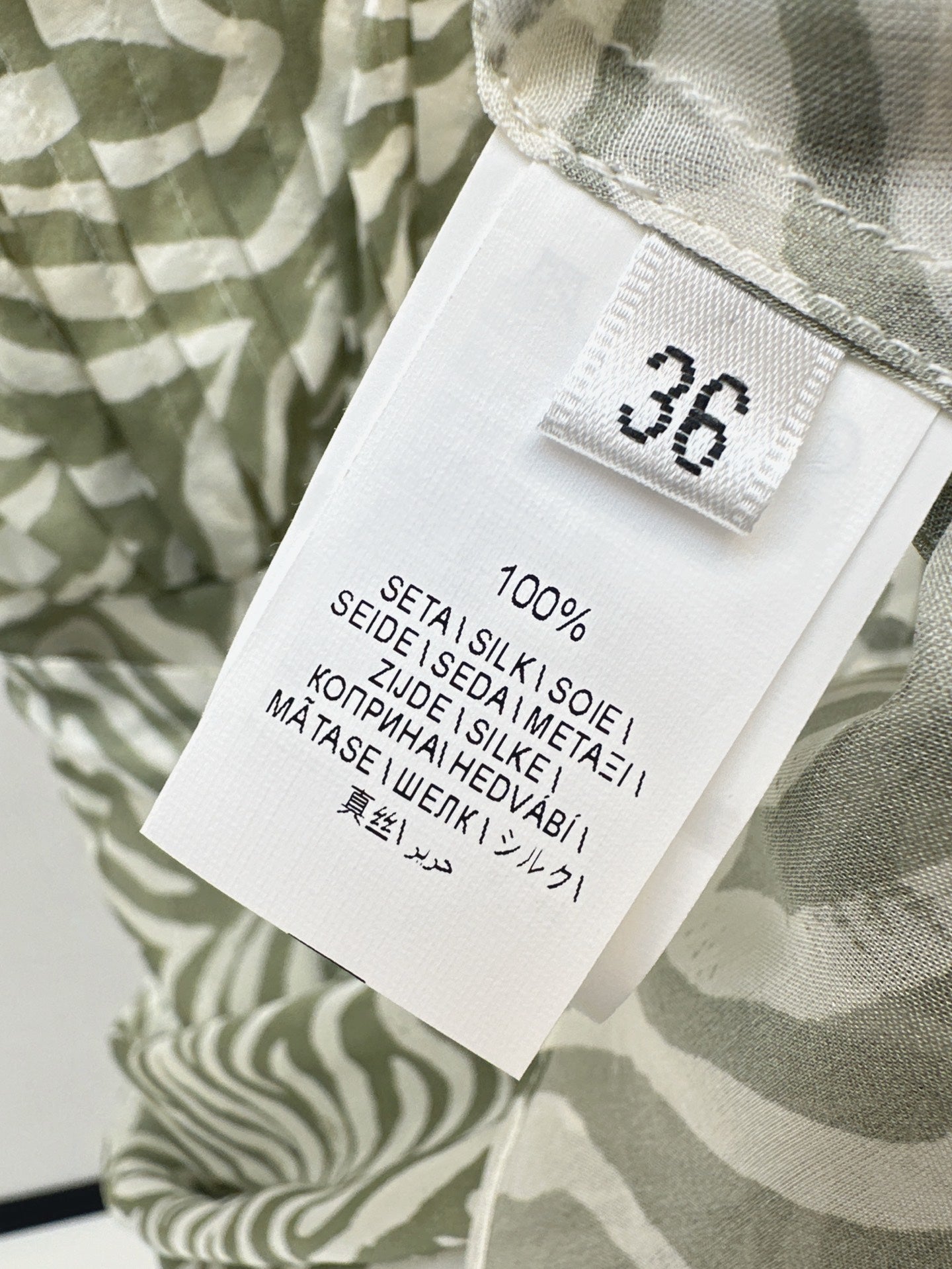Brune 25ss Silk sleeveless dress