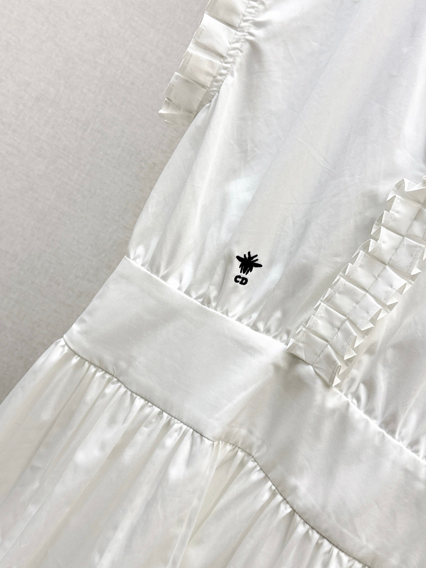 CD 25ss ruffle sleeveless dress