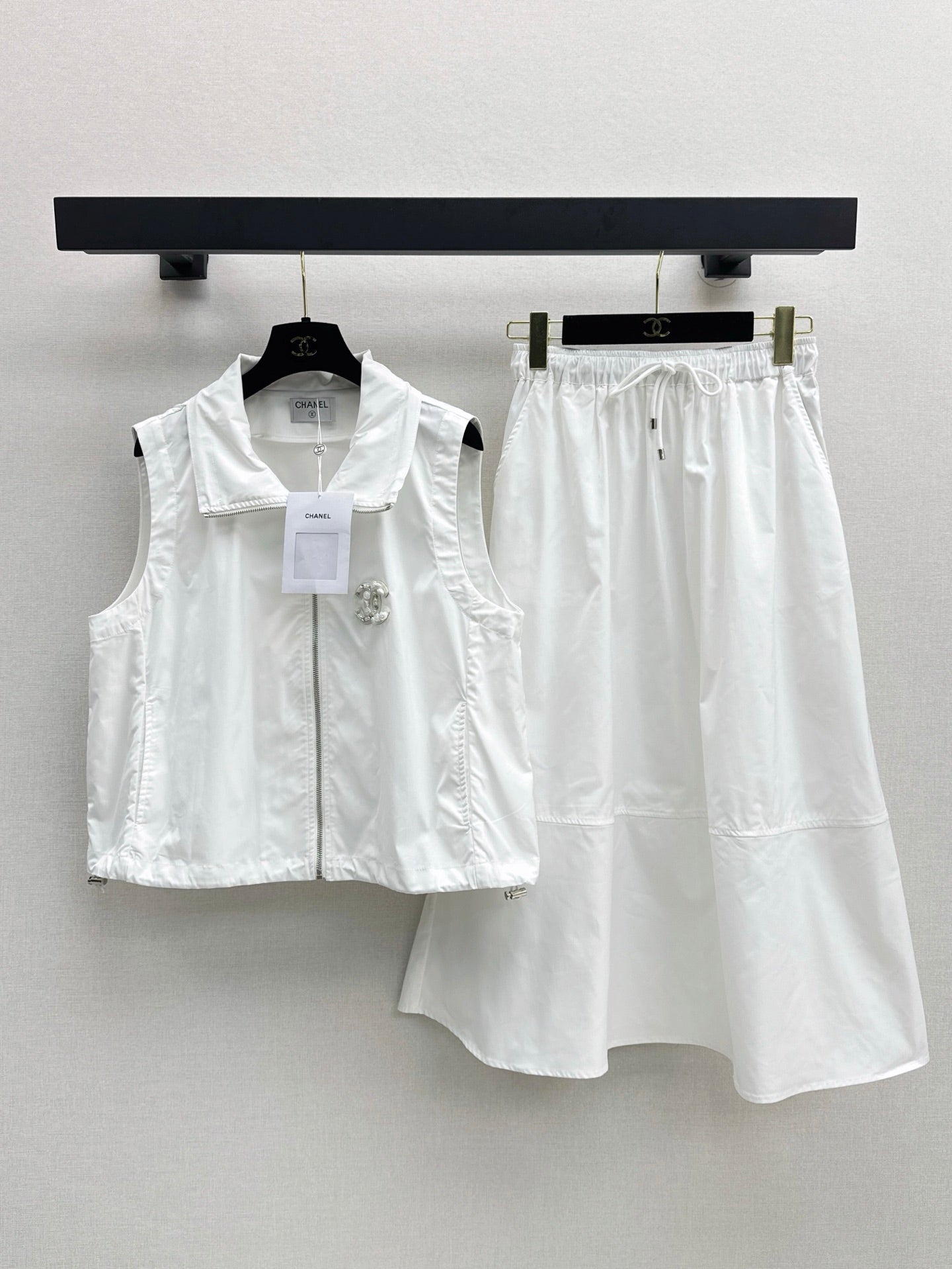 Chan 25ss vest skirt set