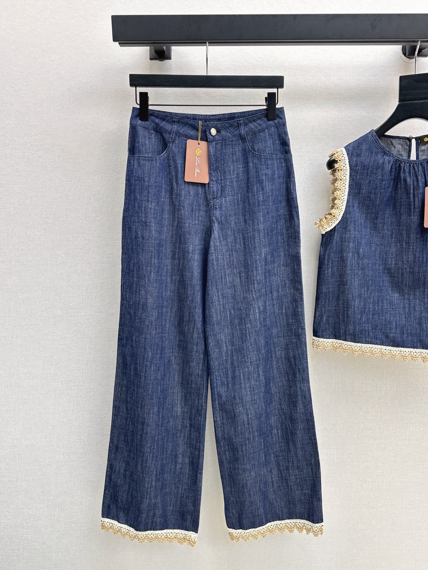 Loro 25SS lace jeans
