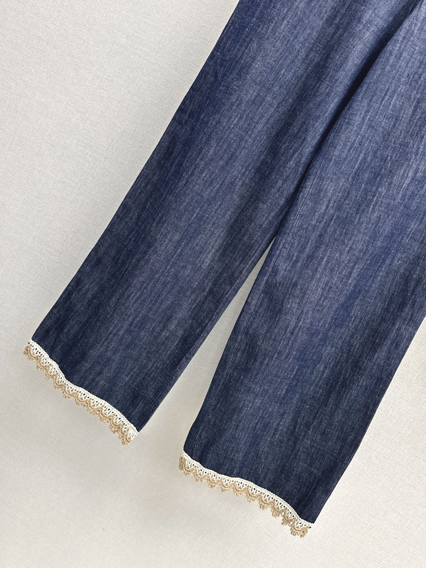 Loro 25SS lace jeans