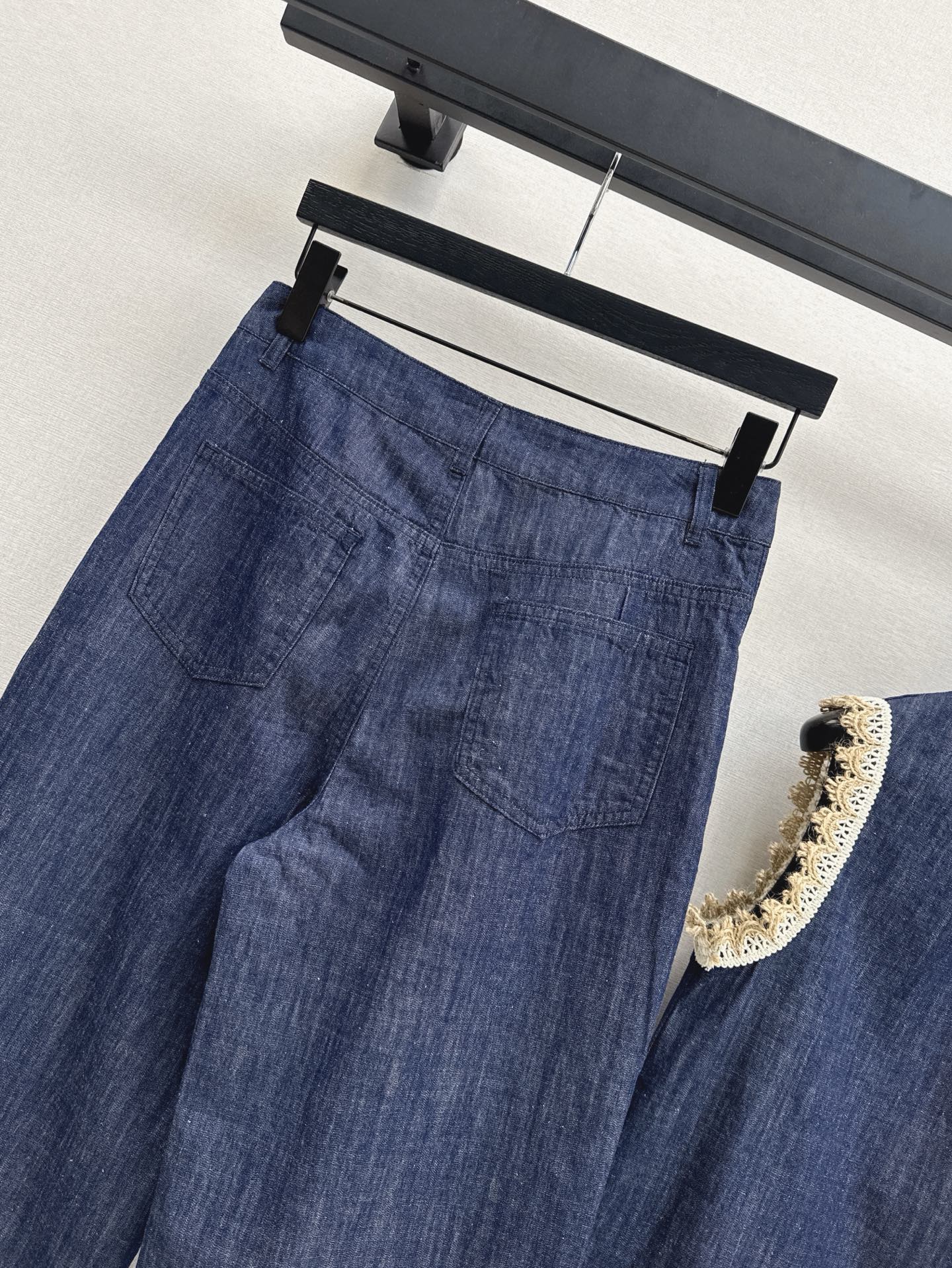 Loro 25SS lace jeans
