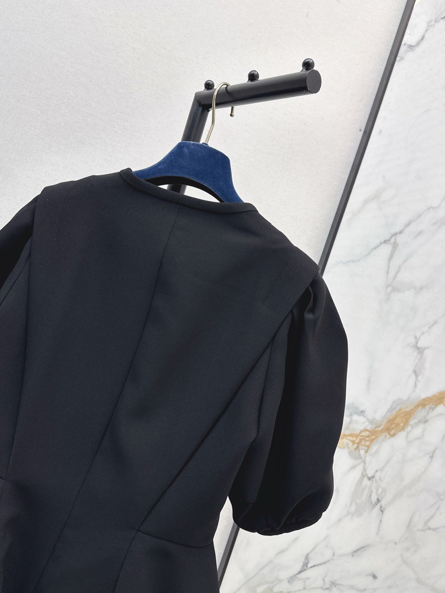 Louis 25ss ruffle coat