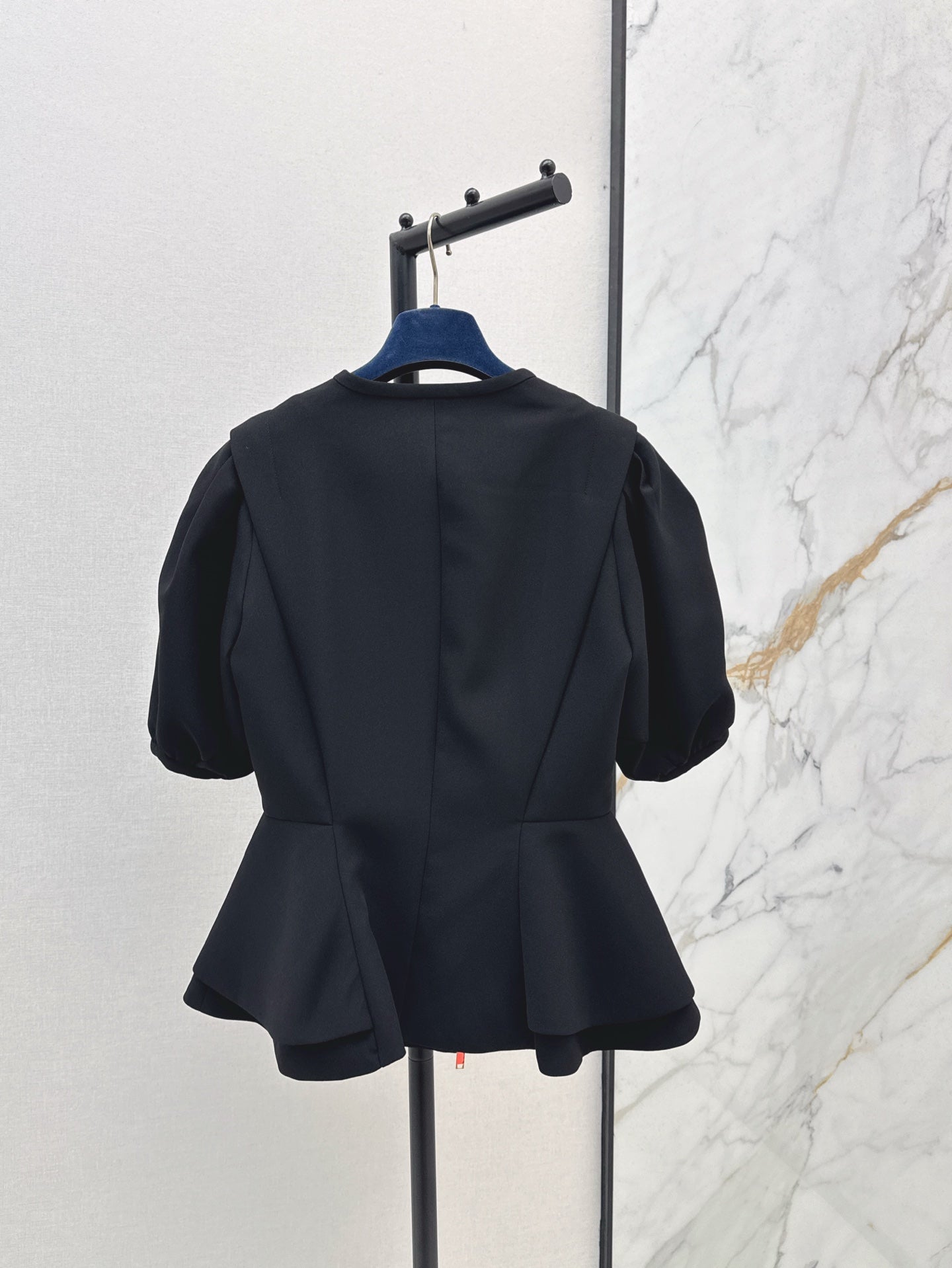 Louis 25ss ruffle coat