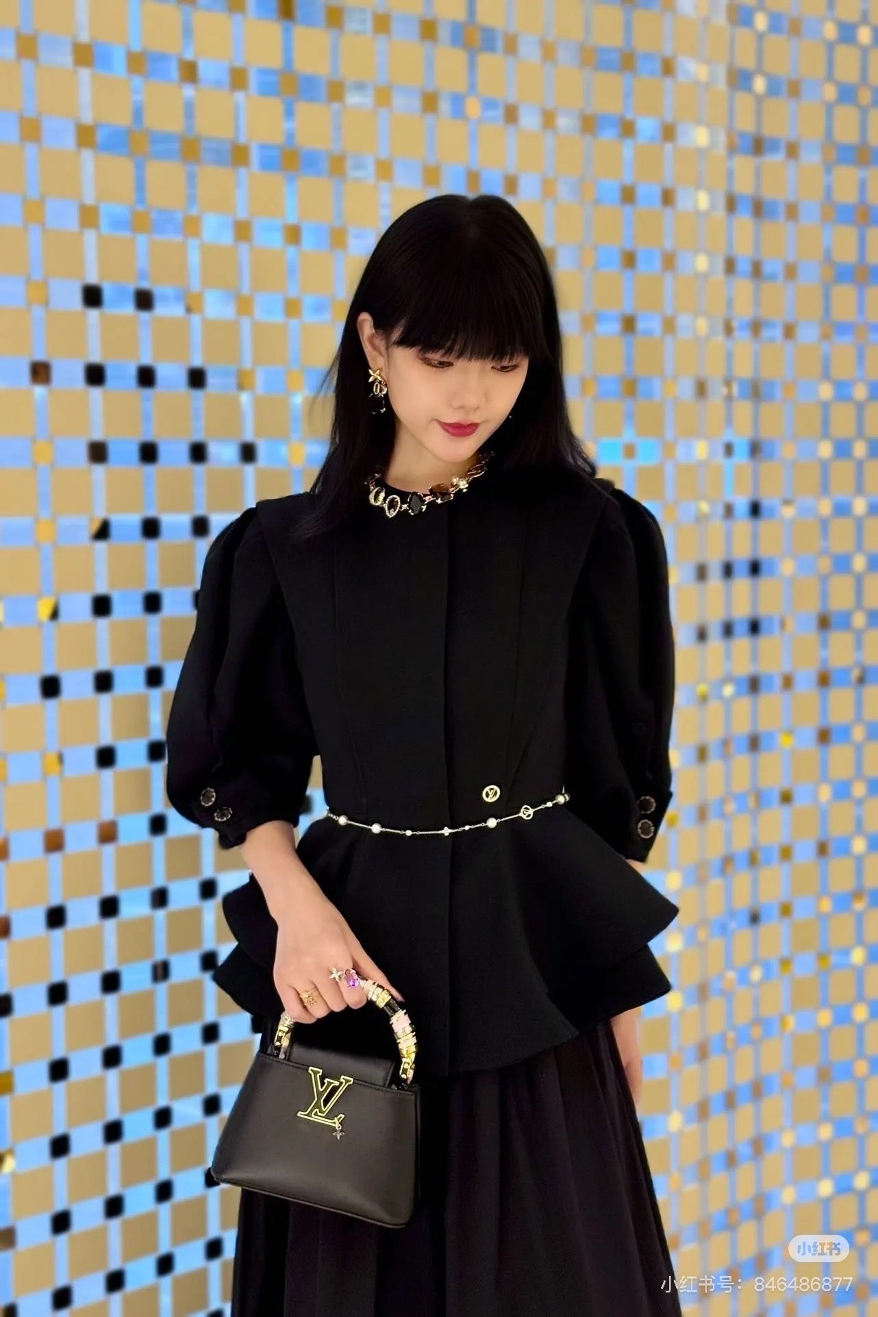 Louis 25ss ruffle coat