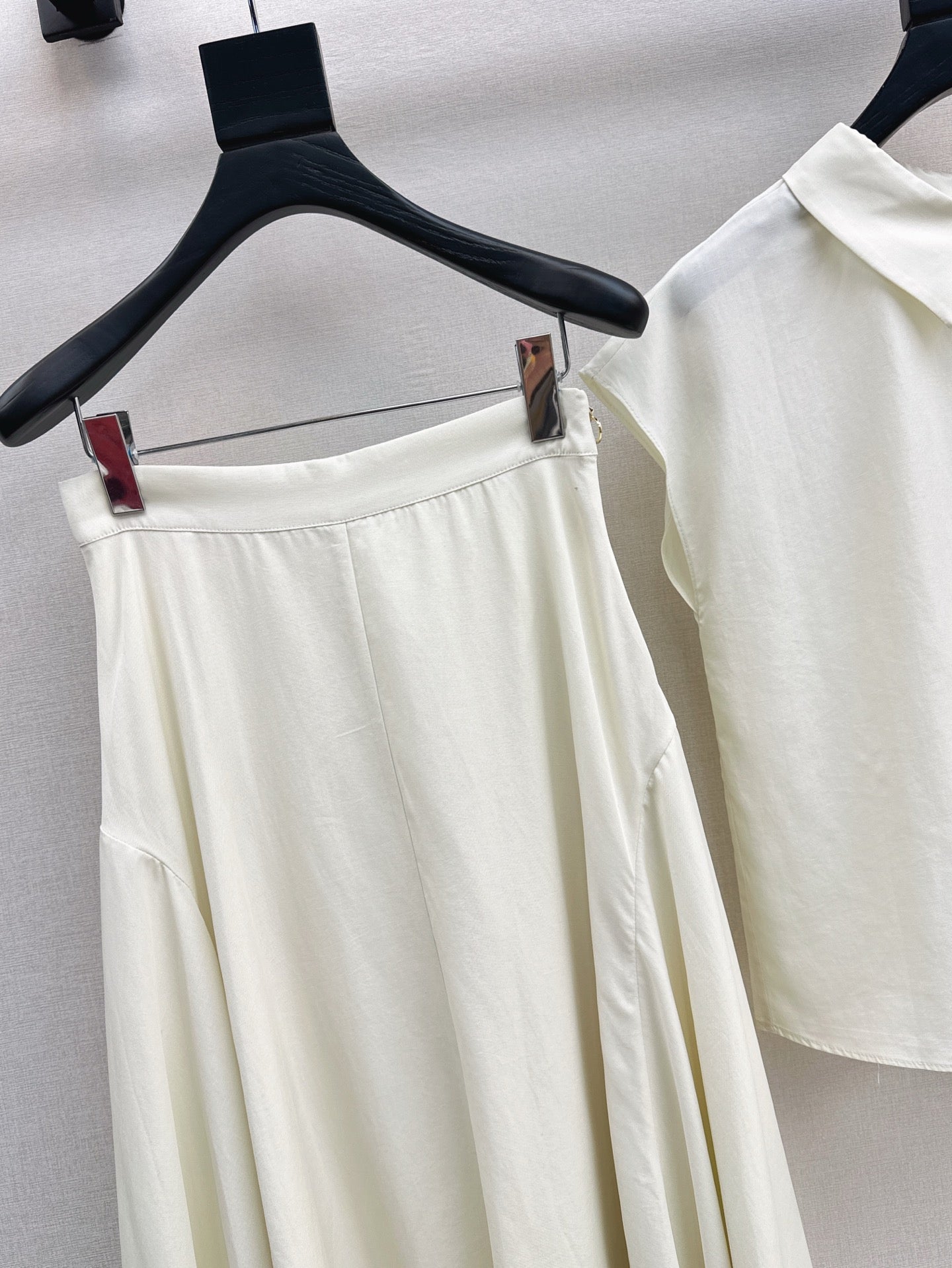 Loro 25ss skirt set