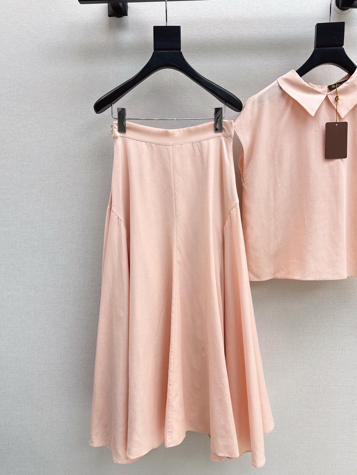 Loro 25ss skirt set