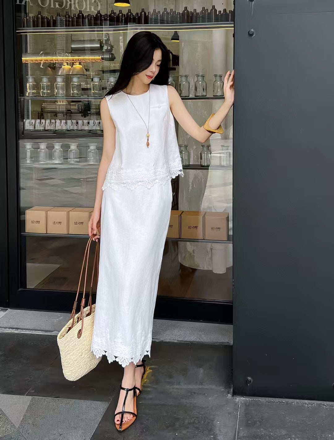 Loro 25ss embroidered lace suit