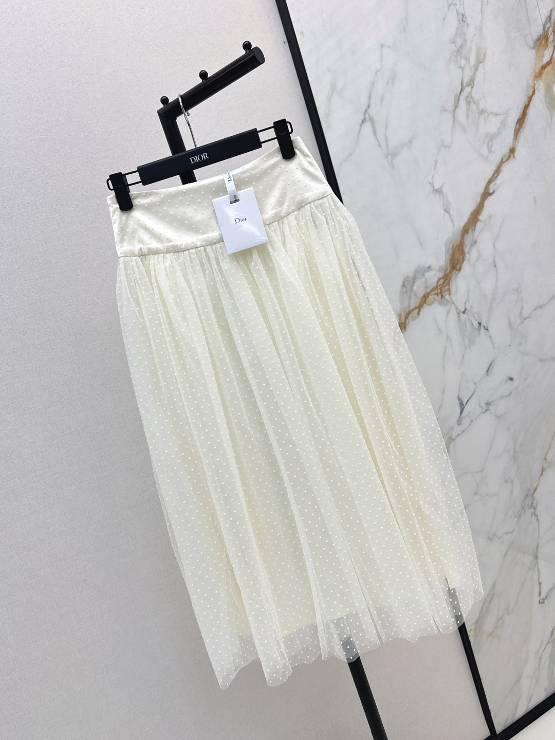 CD 25ss pleated skirt