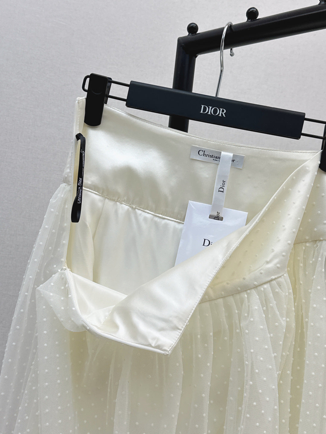 CD 25ss pleated skirt