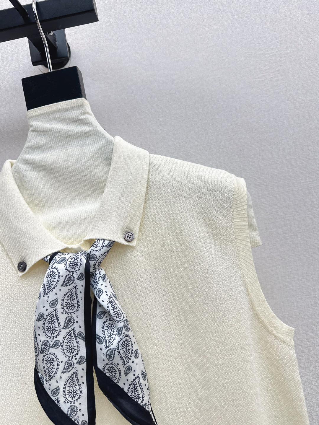 CD 25SS knit vest