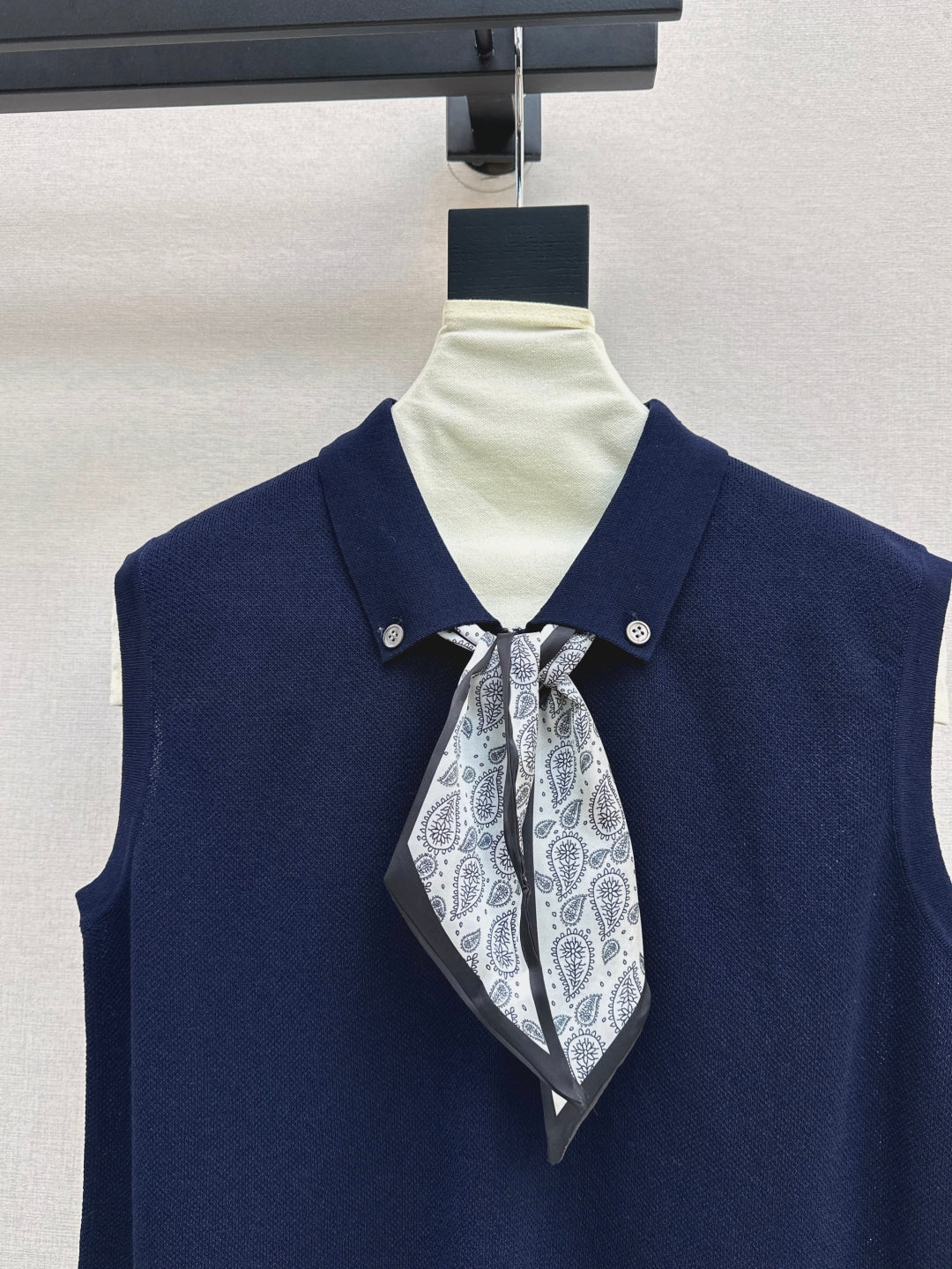 CD 25SS knit vest