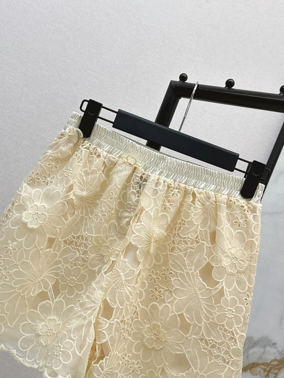 CD 25ss embroidered skirt