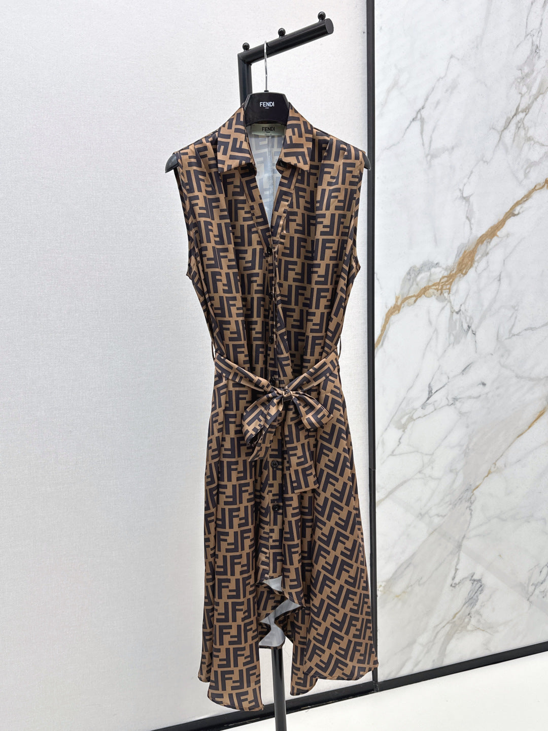 Fen 25ss sleeveless dress