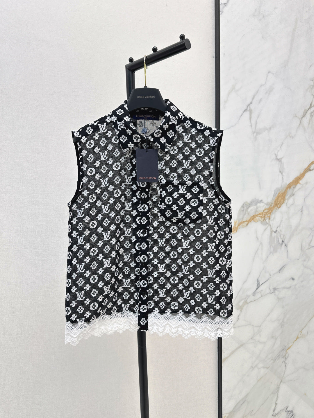 Louis 25ss lace vest