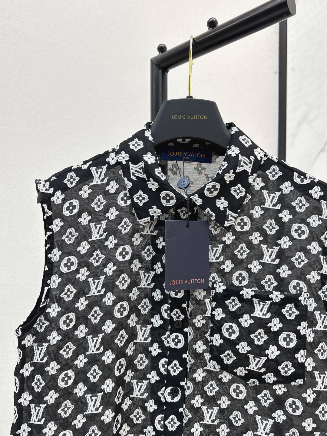 Louis 25ss lace vest