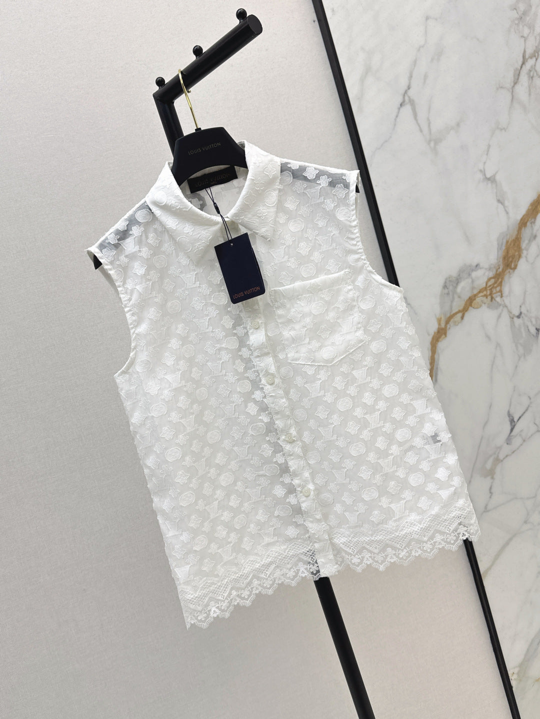 Louis 25ss lace vest