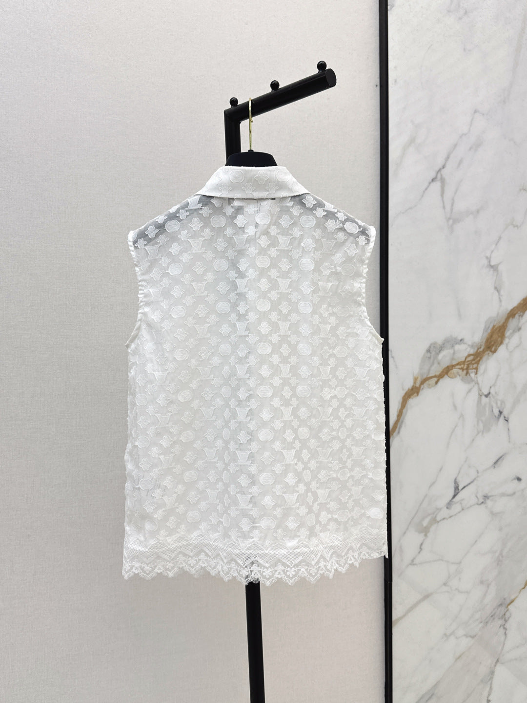 Louis 25ss lace vest
