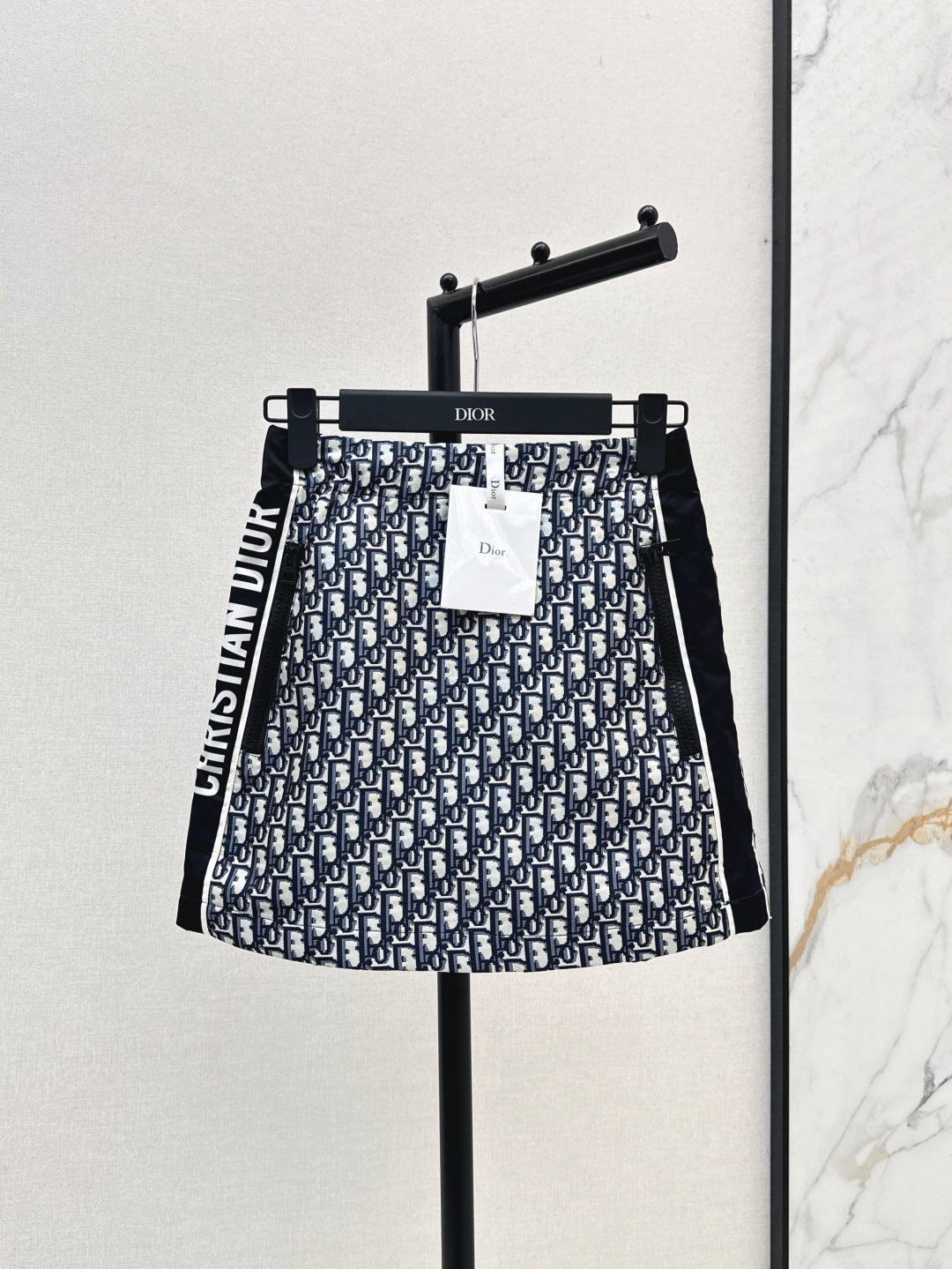 CD 25ss monogram skirt