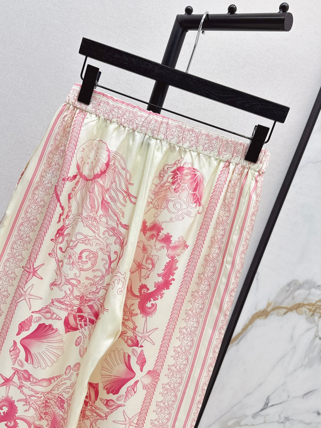 Vers 25ss silk pants