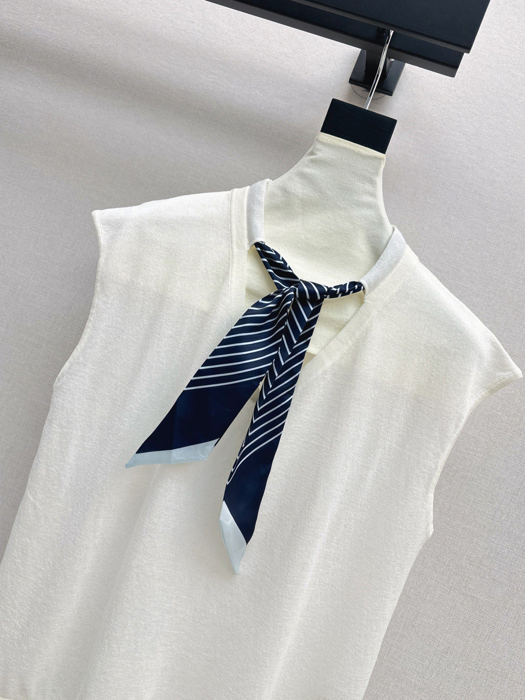 CD 25SS knit vest