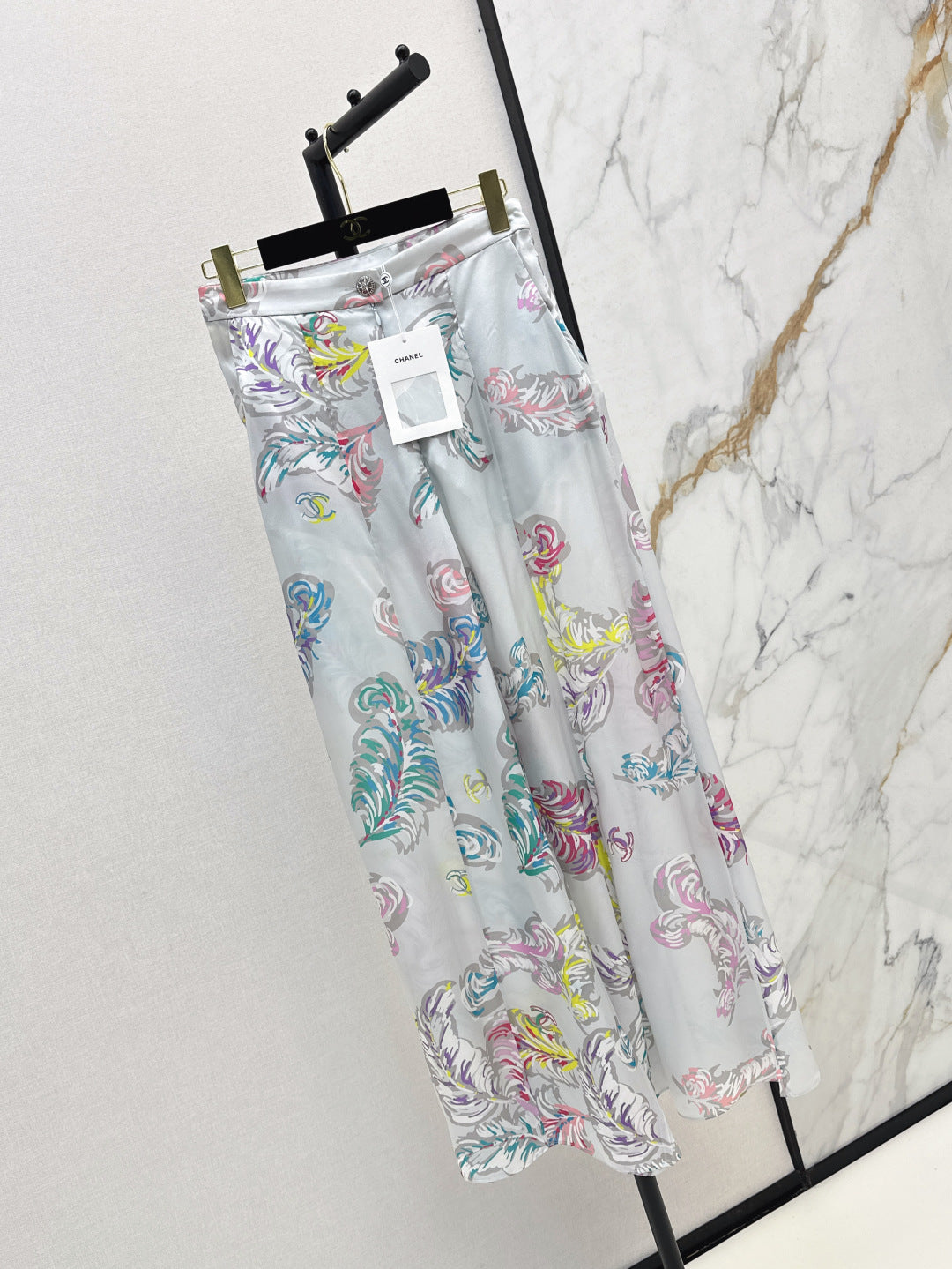 Chan 25ss silk pants