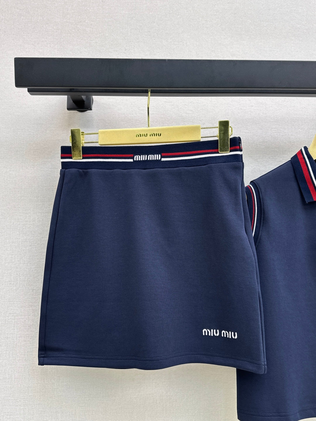 Miu 25ss vest skirt set