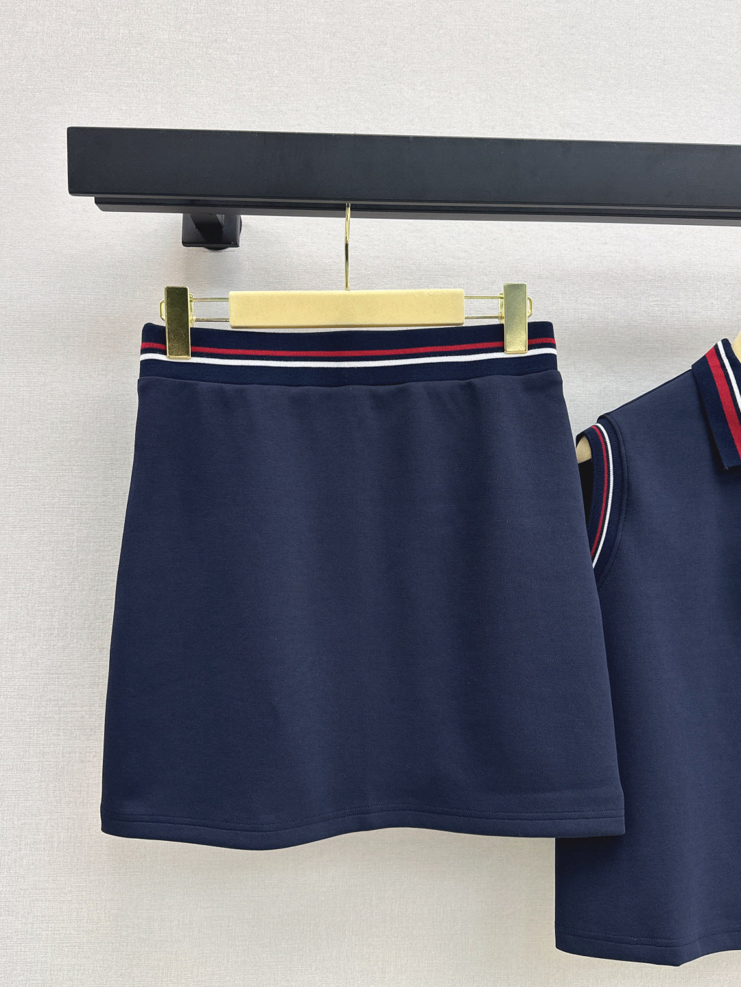 Miu 25ss vest skirt set