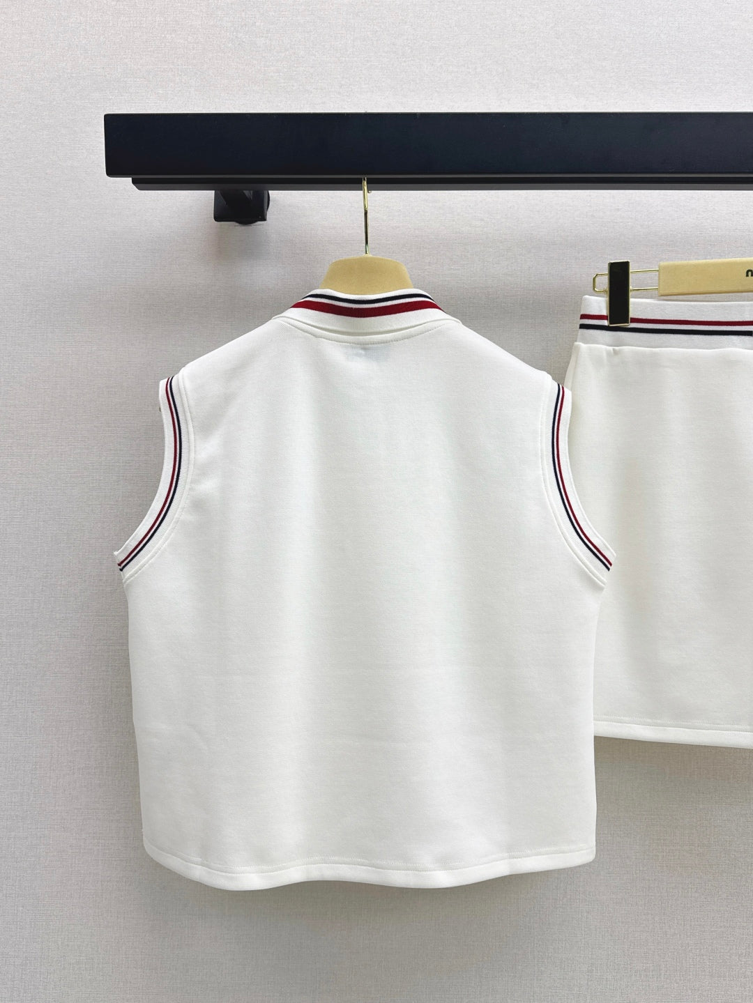 Miu 25ss vest skirt set