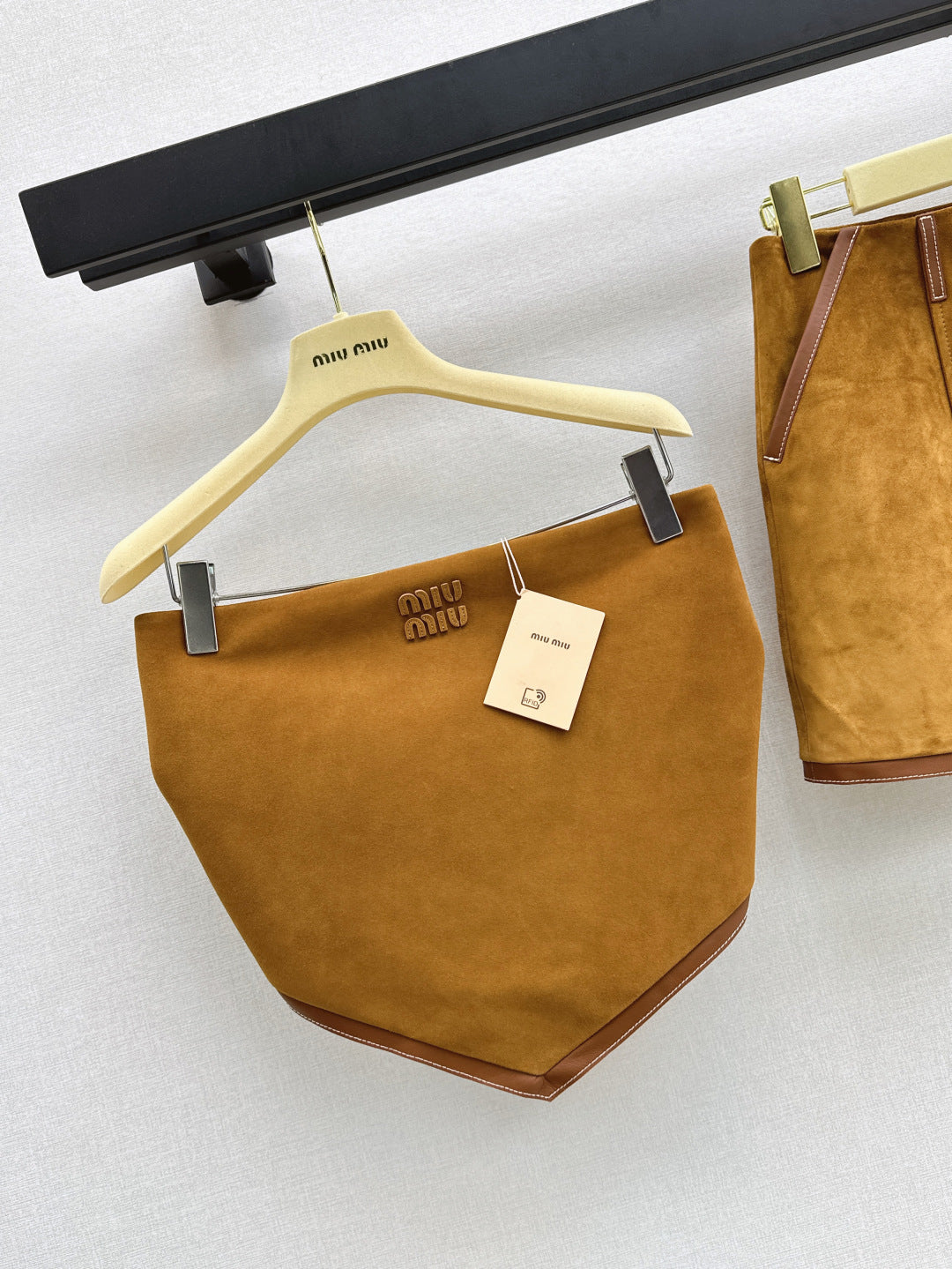 Miu 25ss suede tube top