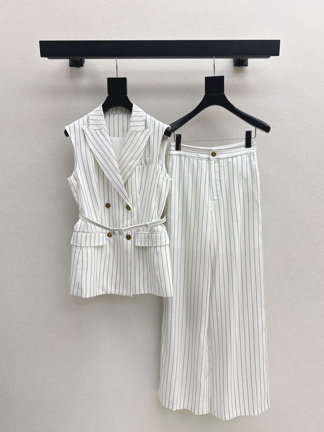 Max 25ss vest suit