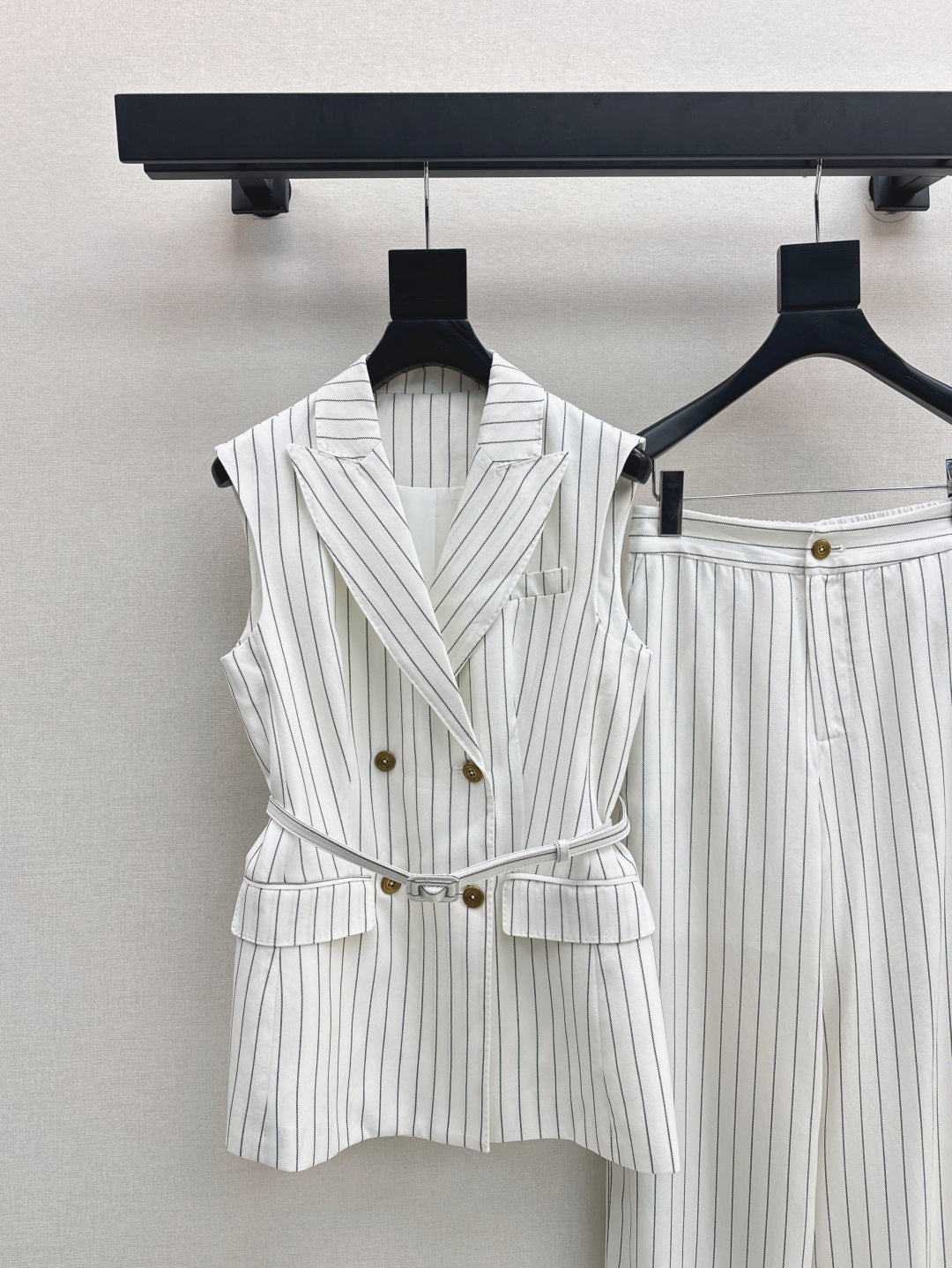 Max 25ss vest suit