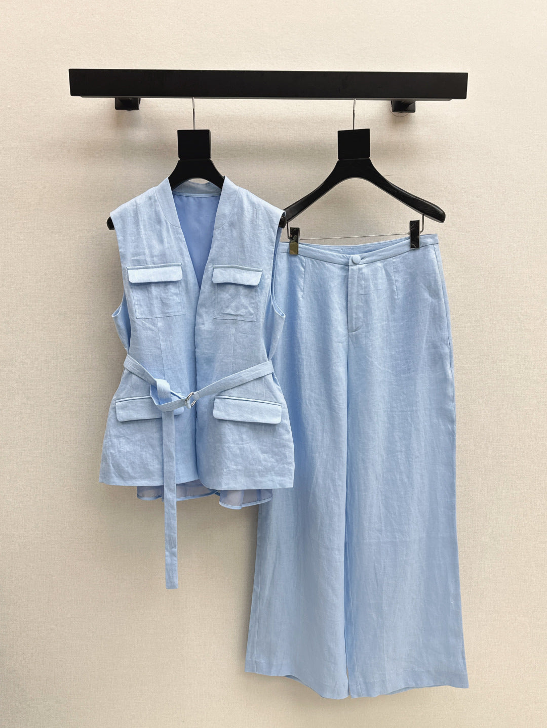 Brune 25ss linen suit