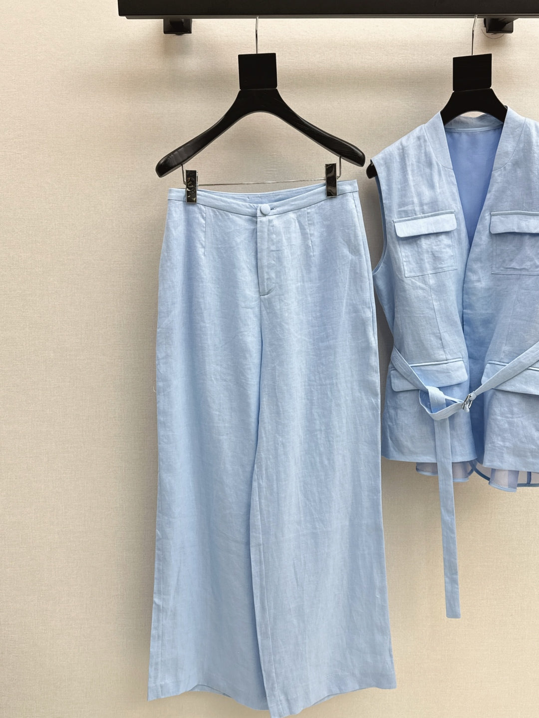 Brune 25ss linen suit