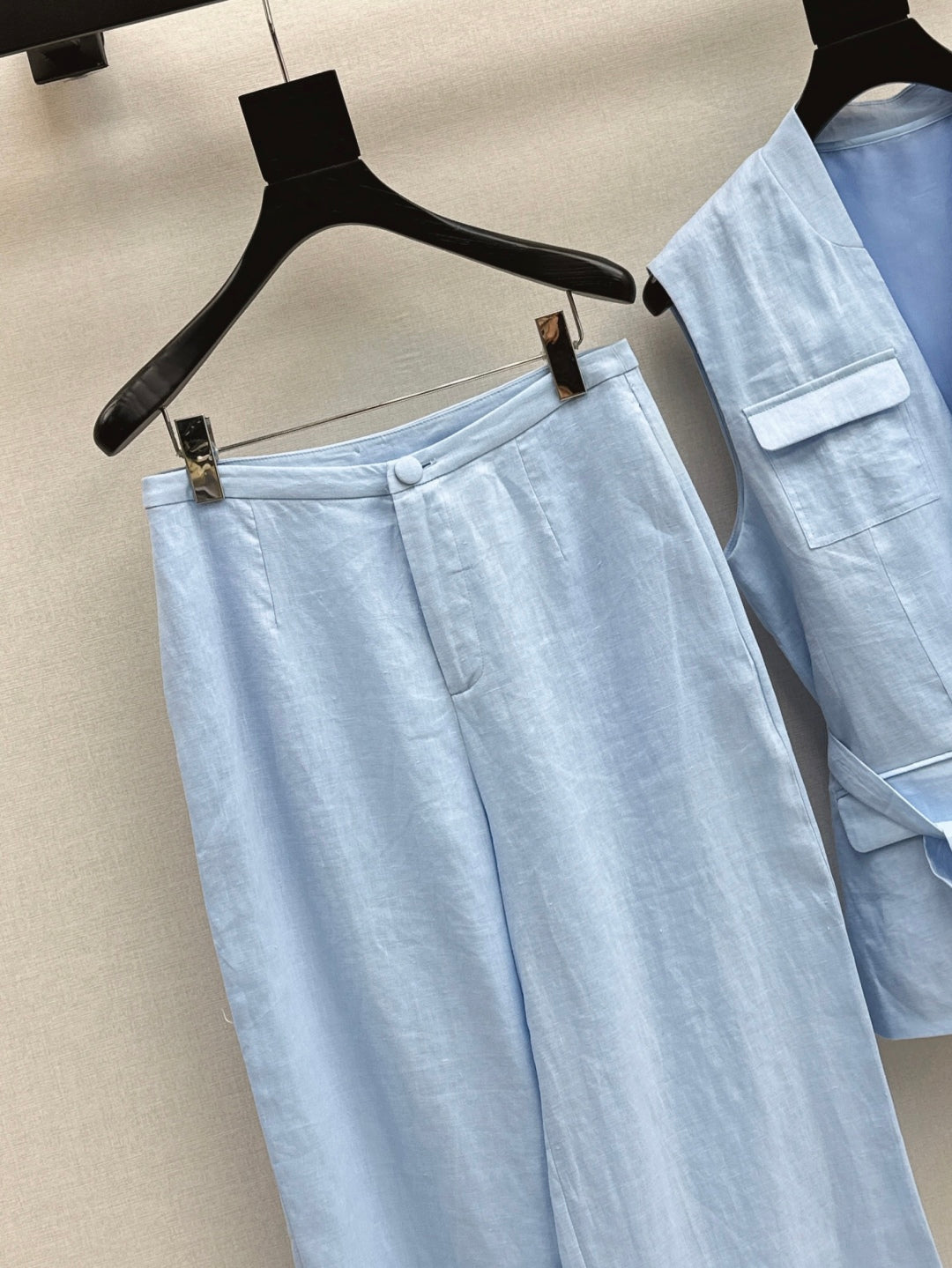 Brune 25ss linen suit