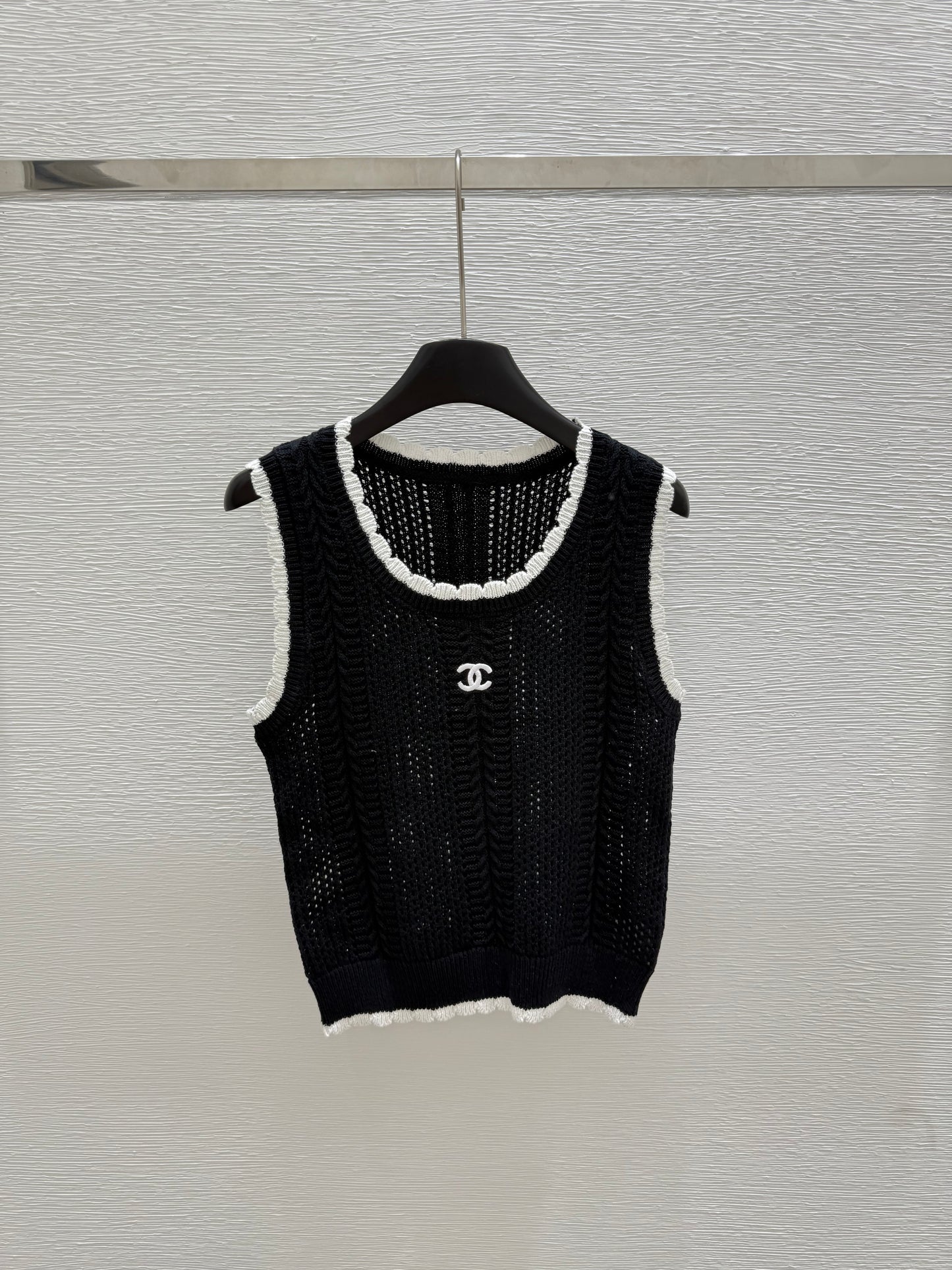 Chan 25ss knit vest