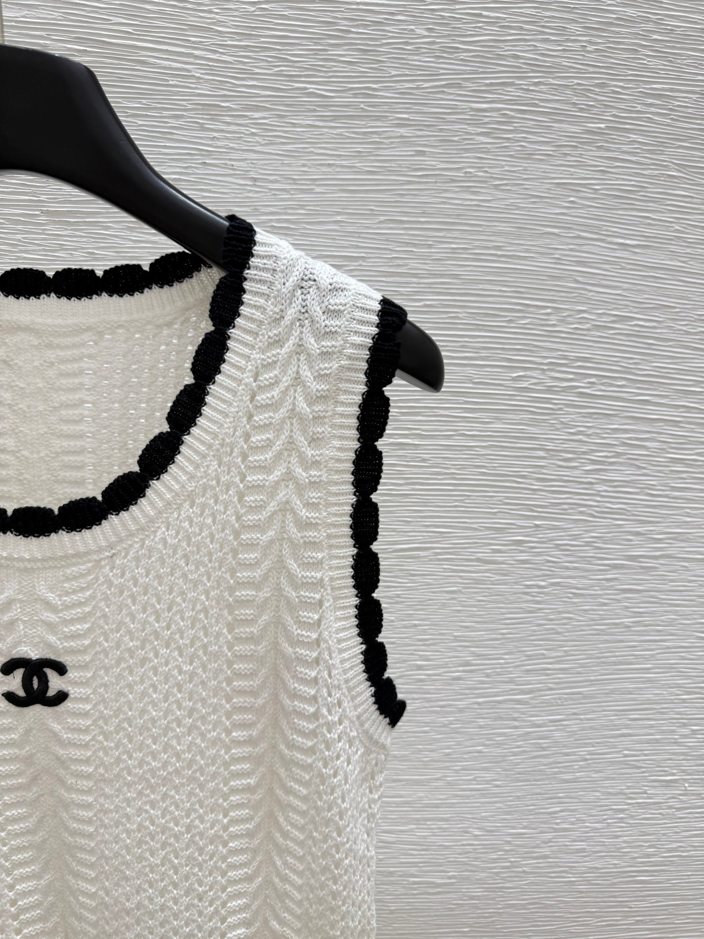 Chan 25ss knit vest