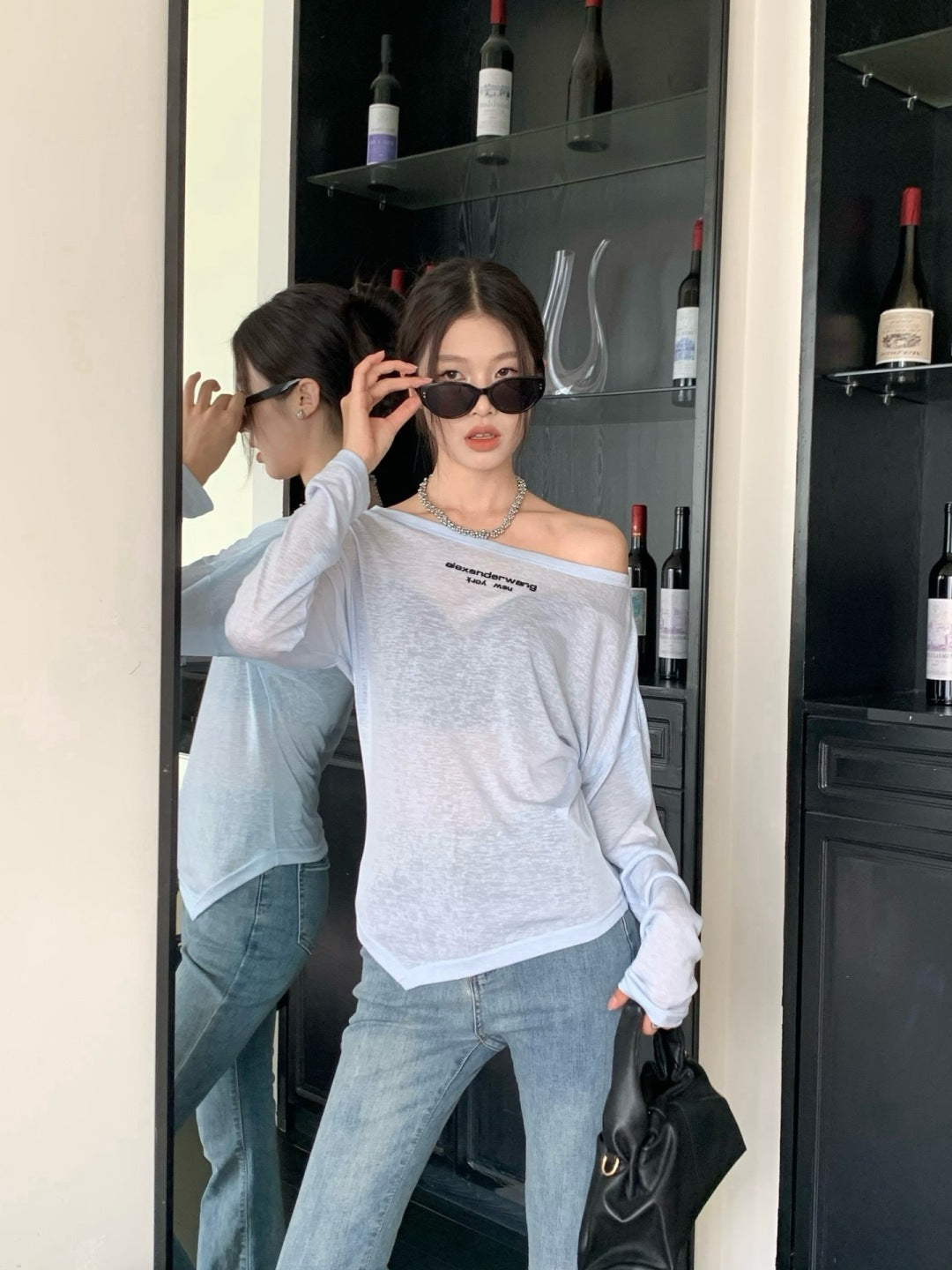 Wang 25ss off-shoulder shirt