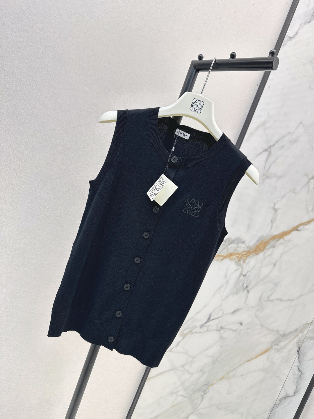 Loe 25ss knit vest