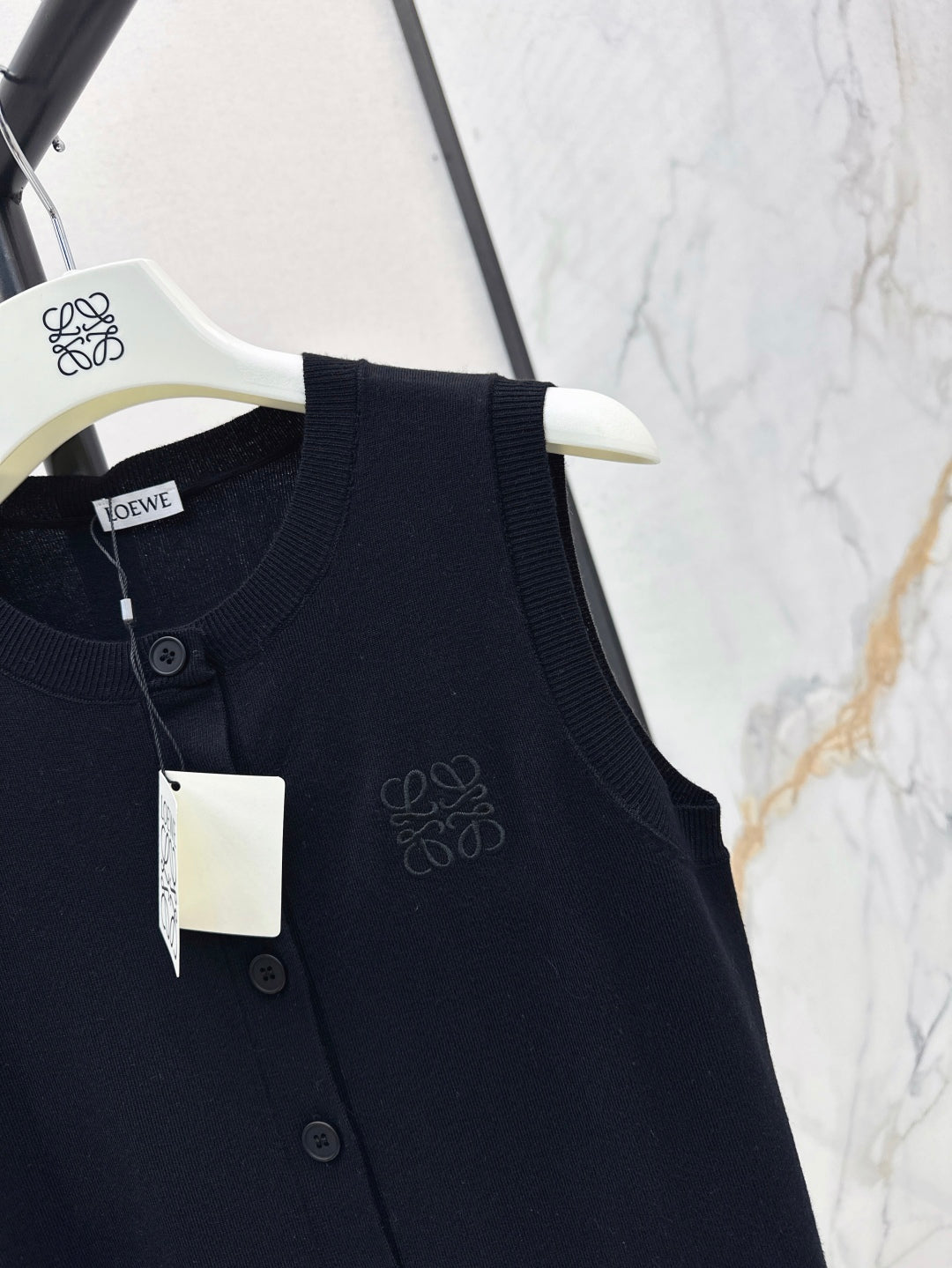 Loe 25ss knit vest