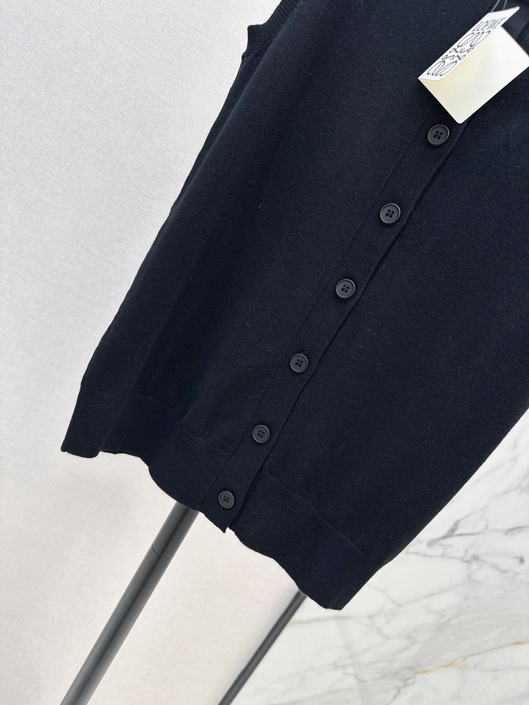 Loe 25ss knit vest