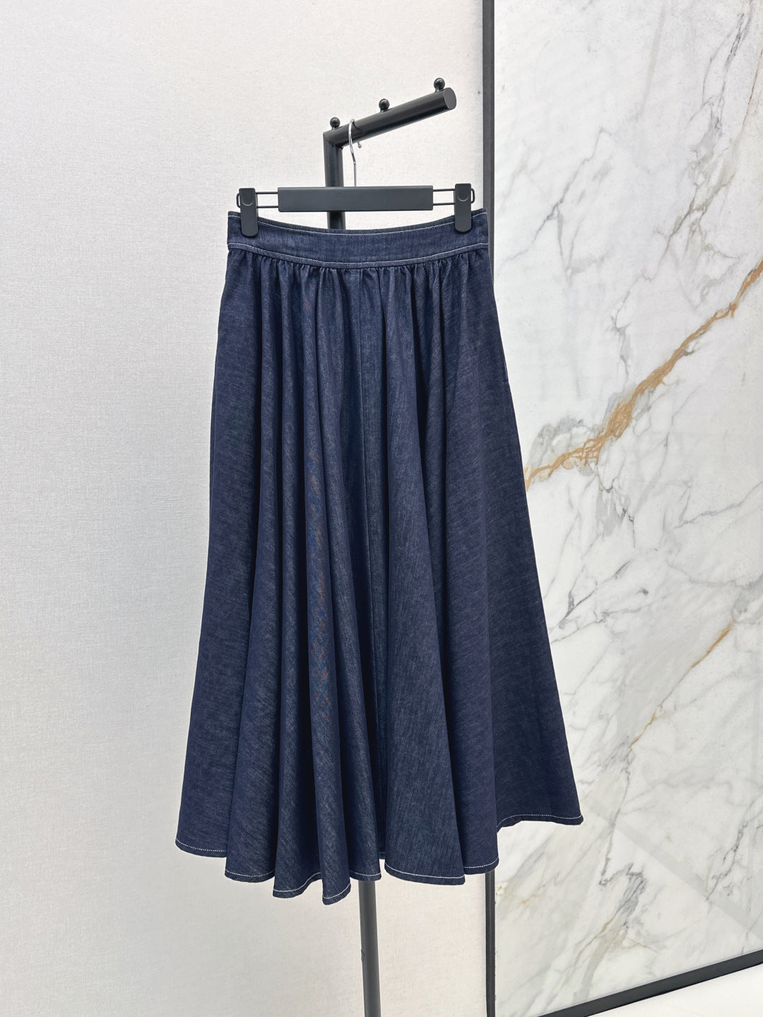 CD 25ss denim skirt