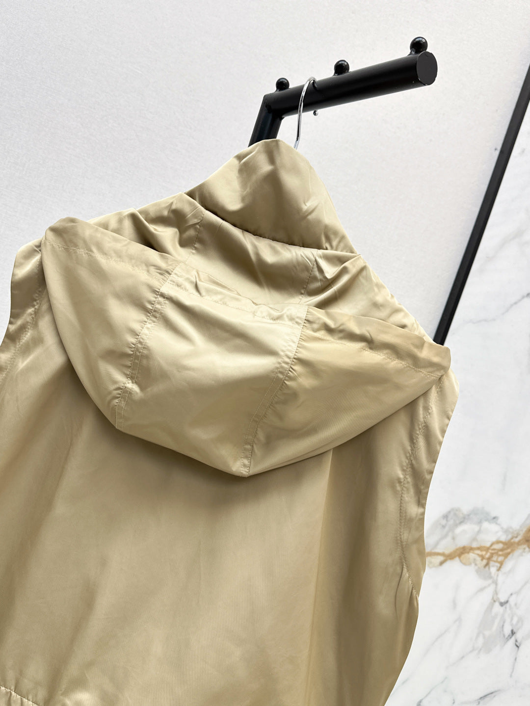 Fend 25ss sleeveless jacket