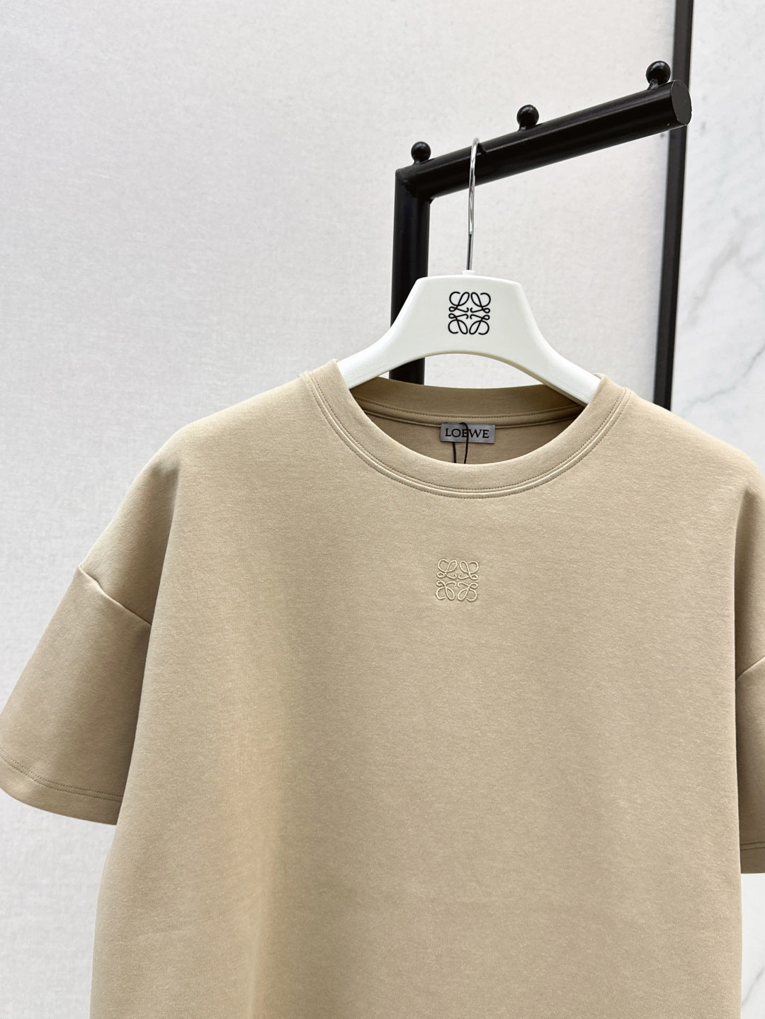 Loe 25ss embroidered t-shirt