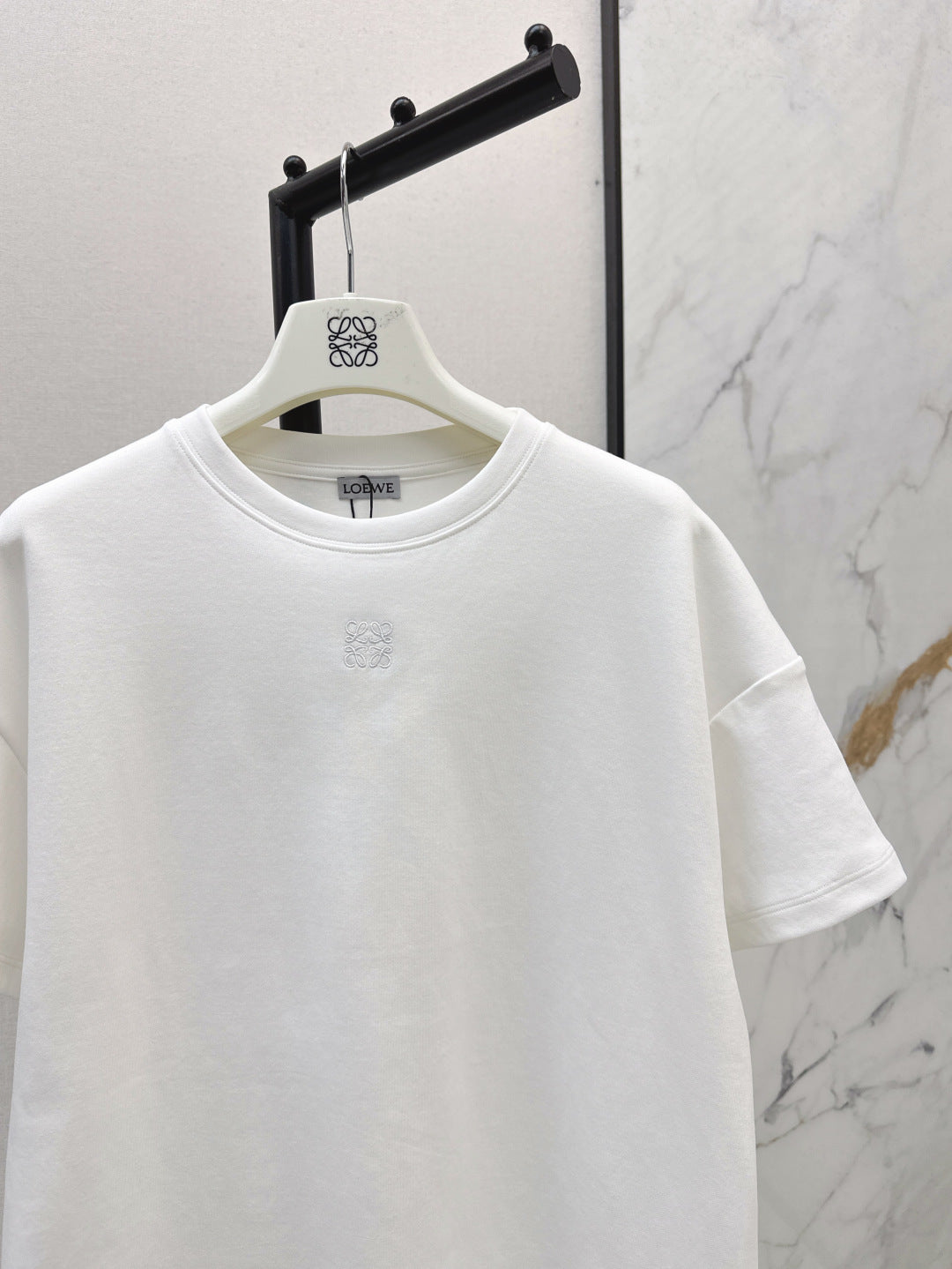 Loe 25ss embroidered t-shirt