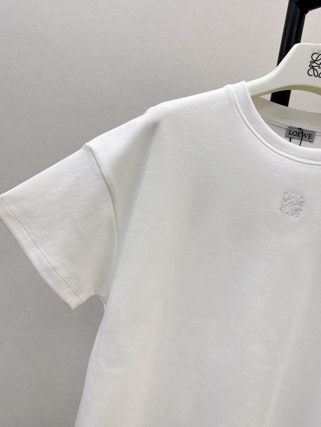 Loe 25ss embroidered t-shirt