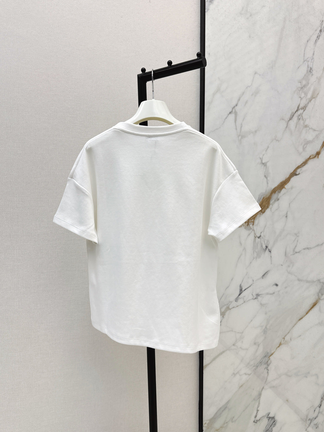 Loe 25ss embroidered t-shirt