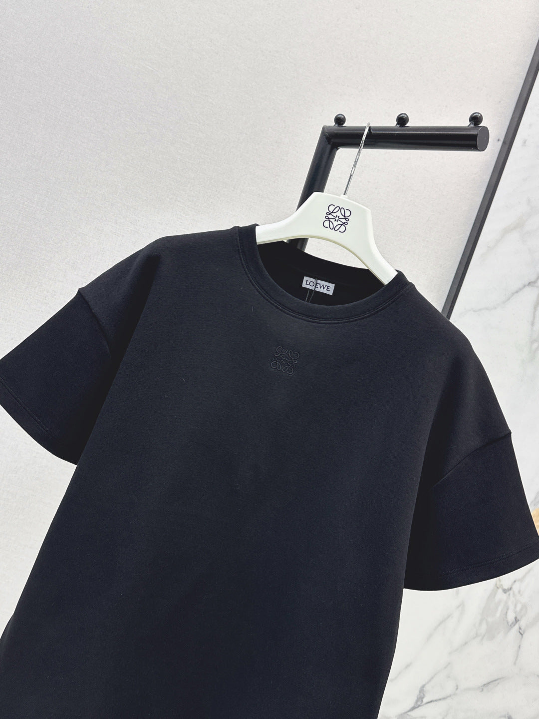 Loe 25ss embroidered t-shirt